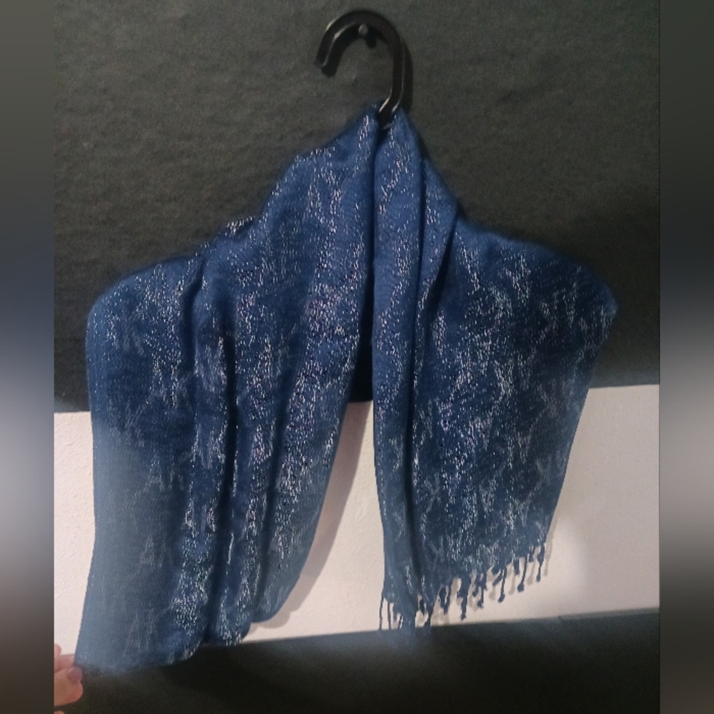 NEW Women Blue Printed Long Scarf - Picture 2 of 7